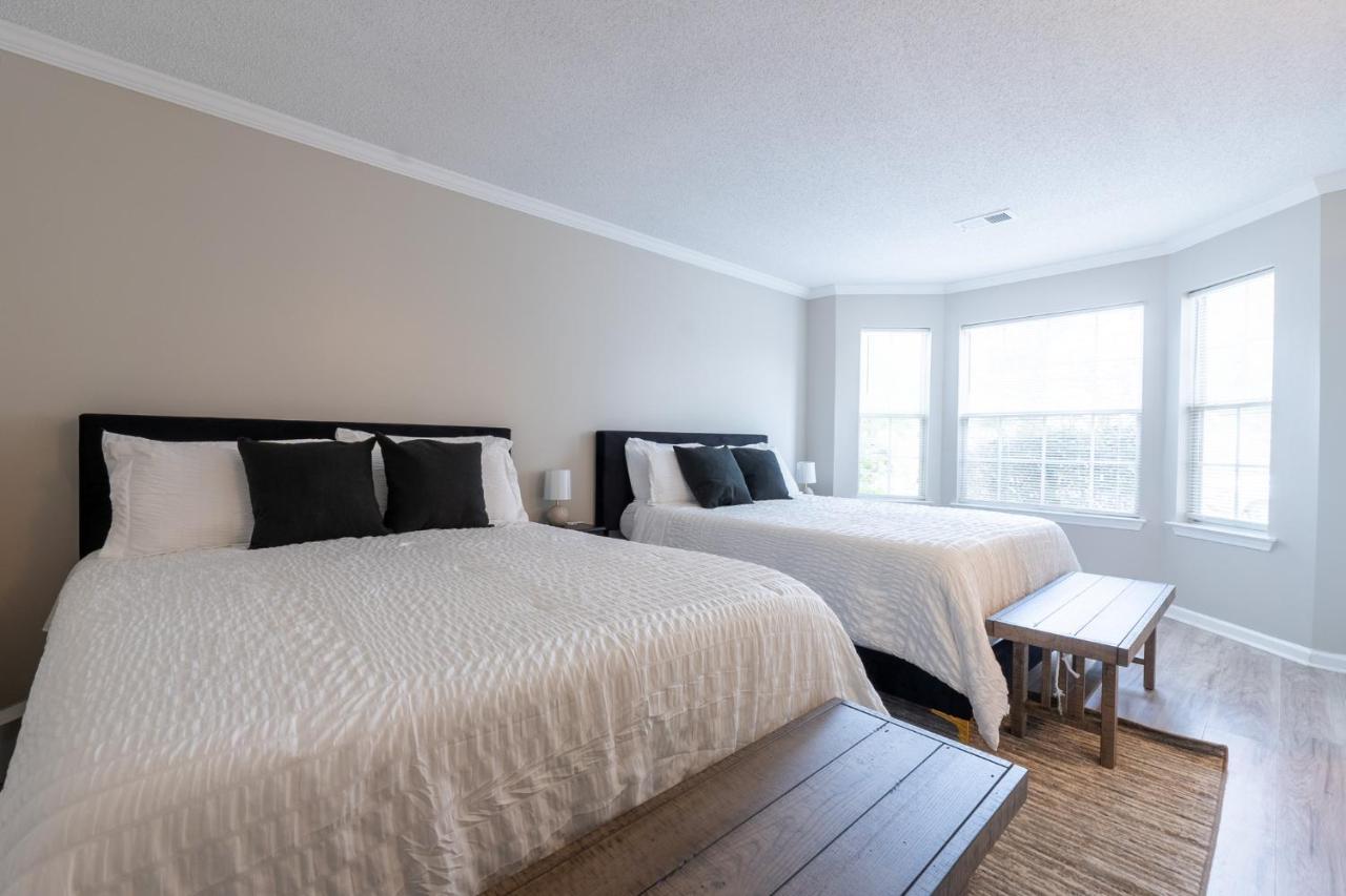Villa Charming Suburb 20 Min To Atl! Decatur Esterno foto